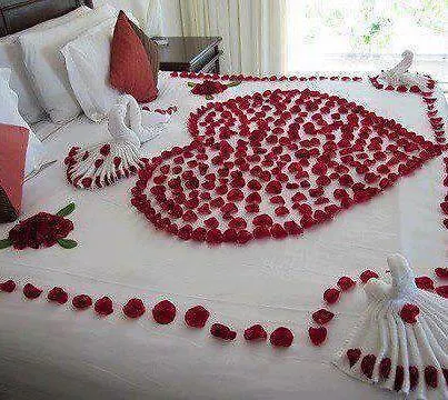Sweet Hotell Side